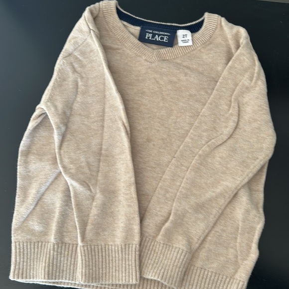 4 sweaters - Picture 6 of 9